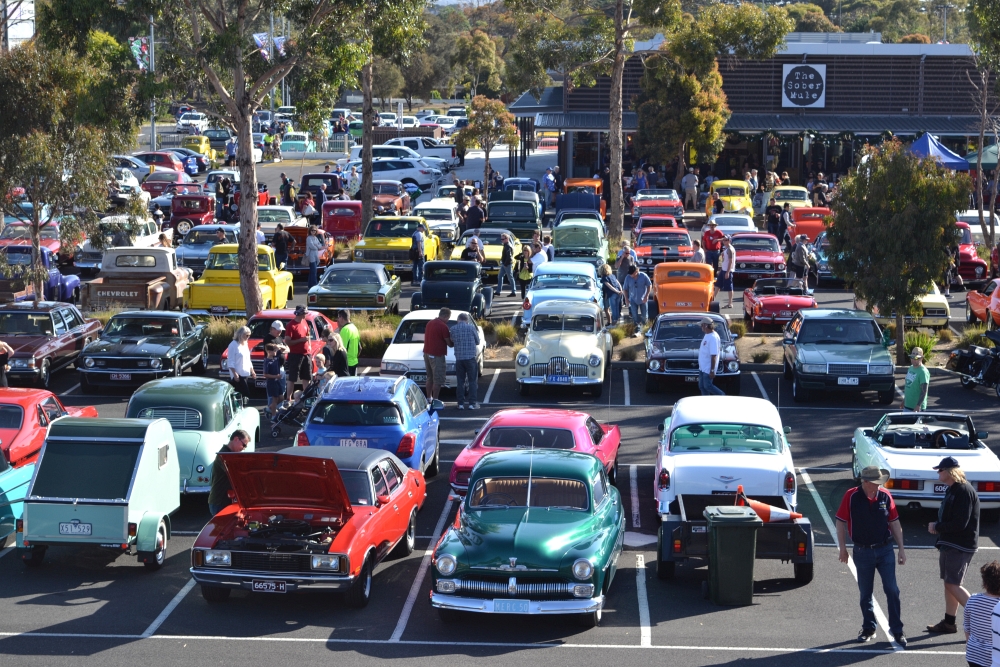 cruise-night201612-049 cruise-night201612-049
